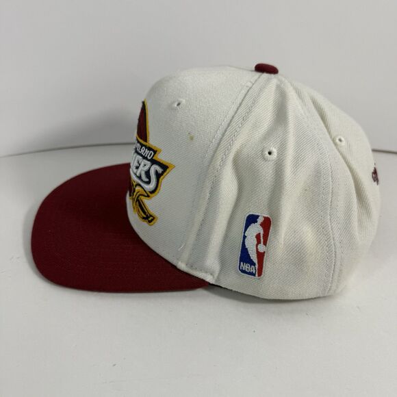 NBA Cleveland Cavaliers Snapback Hat Mitchell & Ness - Picture 2 of 13